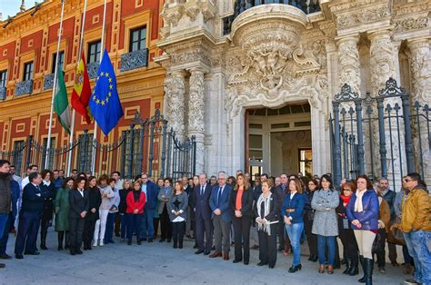 Gel N Noticias Minuto De Silencio En El Palacio De San Telmo Y En El