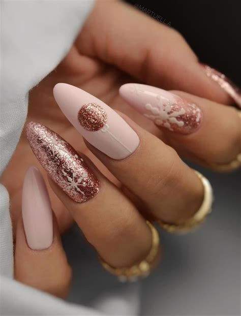 34 Pretty Short Winter Nails Inspiration Youll Love Fashionsum