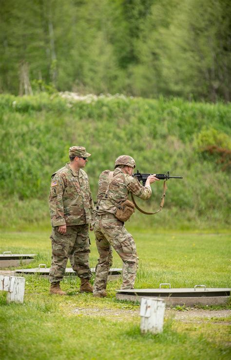 Dvids Images Soldiers Compete In The National Guard Bureau Region 2