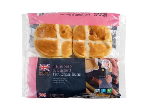 Particle News Sainsburys Triple Berry Hot Cross Buns Crowned Best For Easter
