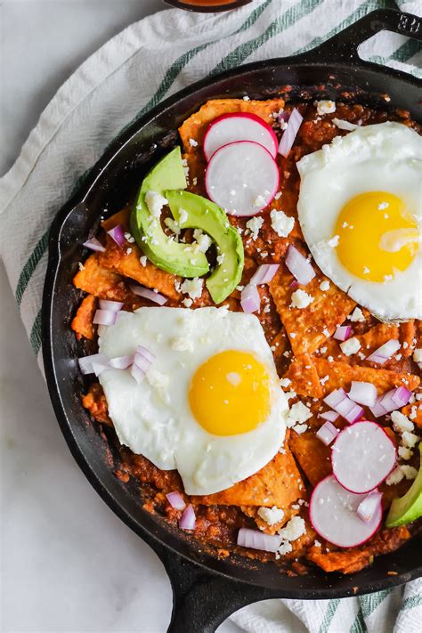 Authentic Red Chilaquiles Recipe Foodrecipestory