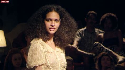 Naked Uiliana Lima In Chao De Estrelas