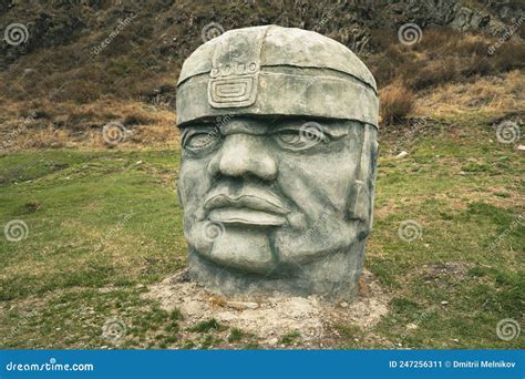 Escultura Olmeca Tallada En Piedra Símbolo Maya Estatua De La Cabeza