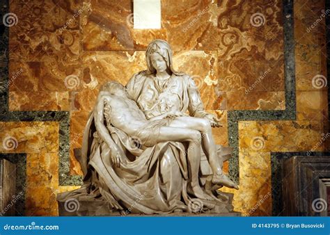 Pieta - Michelangelos Masterpiece, St. Peters Basilica, Vatican Editorial Image | CartoonDealer ...