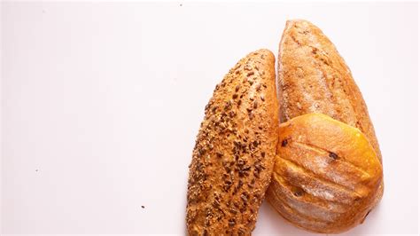 carbohydrates  types key benefits  food sources