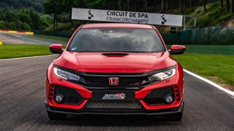 Honda Civic Type R Kembali Ukir Rekor Sebagai Mobil FWD Terkencang