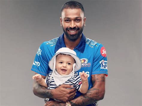 Hardik Pandya and Agastya | Hardik Pandya shares adorable picture ...