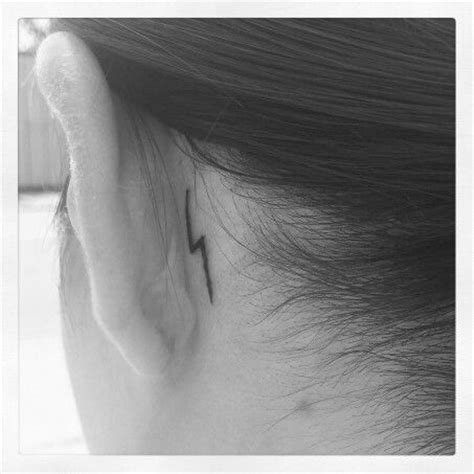 My Harry Potter lightning bolt tattoo! | Lightning bolt tattoo, Bolt ...