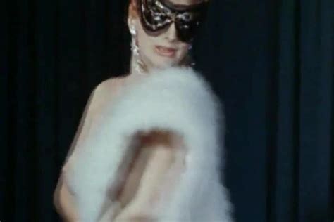 Furry Bumblebee Dance Nipples Nipples Porn XHamster