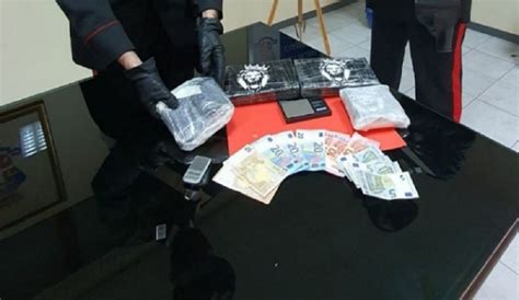 In Viaggio Verso Siracusa Con 3 Chili Di Cocaina Nell Auto Arrestato