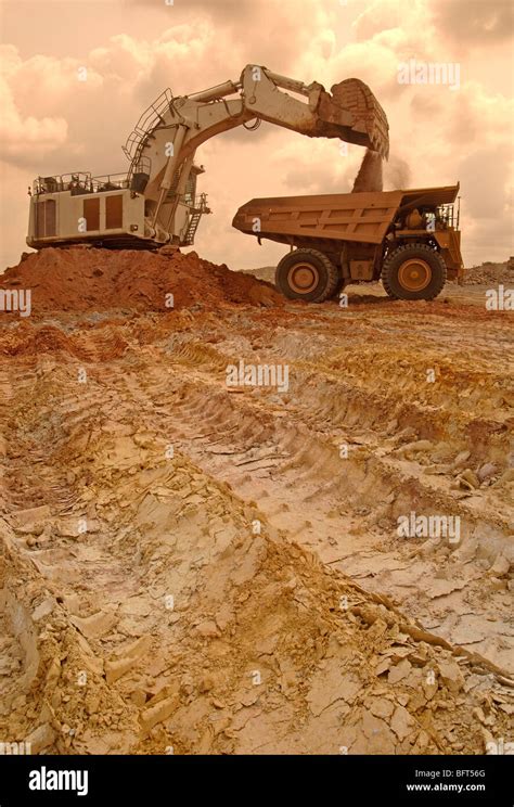 Open Pit Mining Ghana Africa Stock Photo Alamy