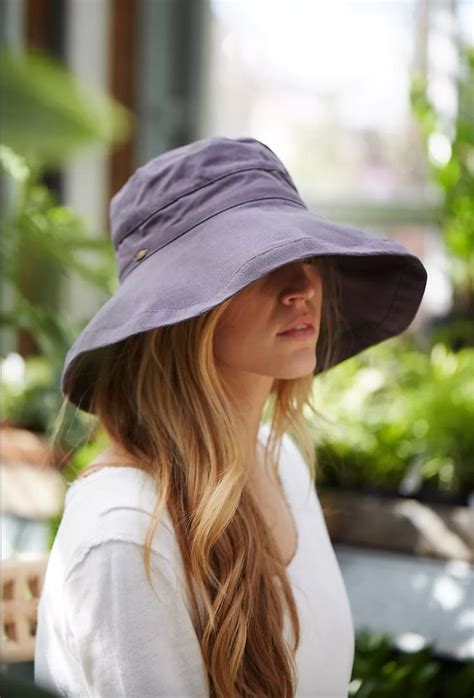 15 Best Sun Hats For Hot Summer Days 2021 Condé Nast Traveler