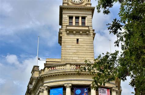 Town Hall in Auckland, New Zealand - Encircle Photos