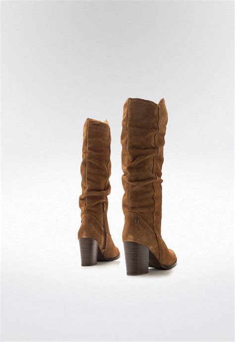 Botas Camperas Mujer Mustang Uma Marron