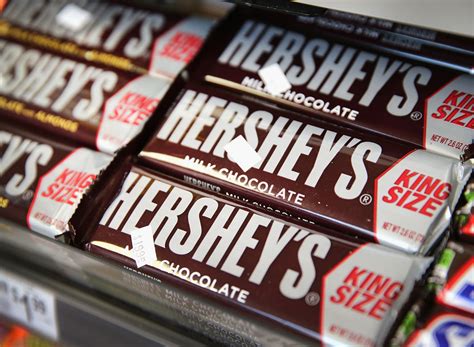 Hershey Just Debuted This Brand New Chocolate Bar — Eat This Not That