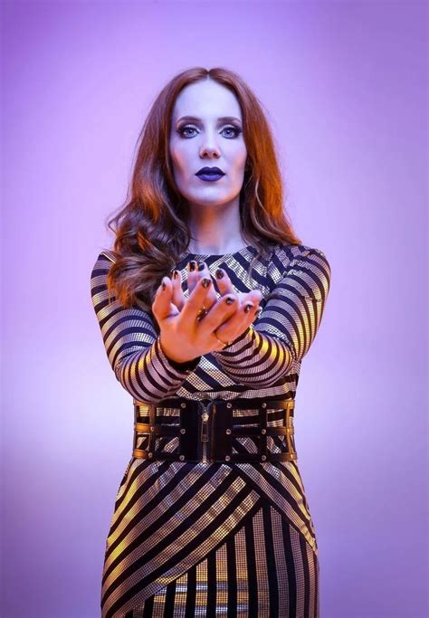 Pin De Doon En SIMONE SIMONS Simone Simons Simone Simons Epica