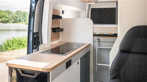 Pilote Atlas 2023 Campingbus Auf Ford Transit Trail Promobil