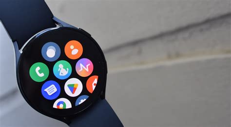 Samsung Smartwatch Capabilities: Explained | Robots.net