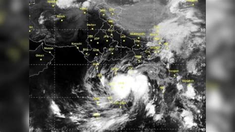 High Alert Tamil Nadu Andhra Pradesh Brace For Heavy Rains As Imd