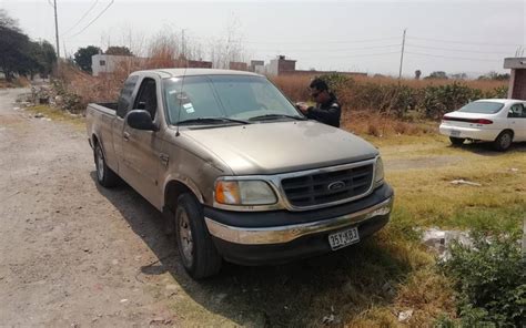 Aseguran Camioneta Robada El Conductor Se Escabull El Sol Del Baj O