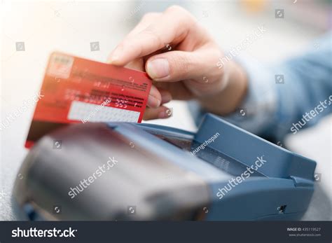 how to swipe a debit card