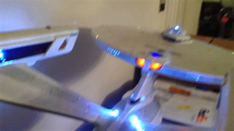 1 350 Scale Star Trek Starship Enterprise Ncc 1701 Refit Polar Lights Lighted Youtube