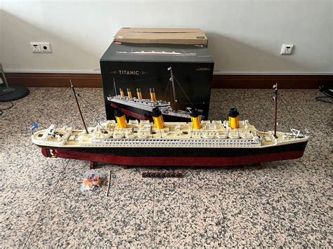 Lego Titanic 10294, Hobbies & Toys, Toys & Games on Carousell