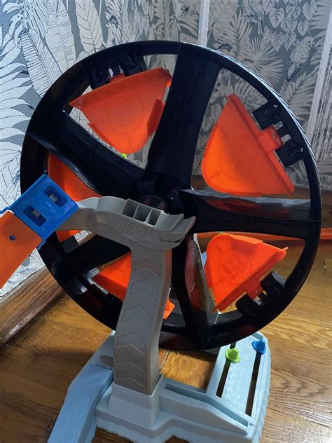 Hot Wheels хто вілс шалене колесо грн Машинки Київ на Olx