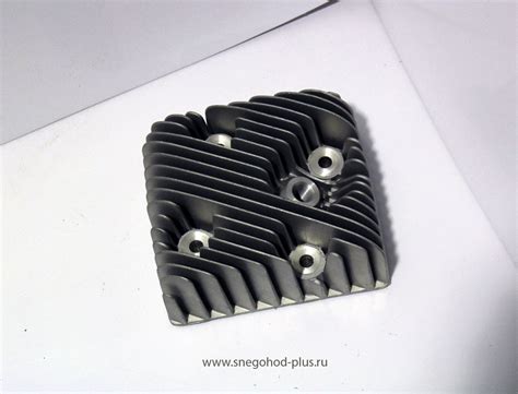 Двигатель : Головки цилиндра 34л.с. лев/прав (комплект)