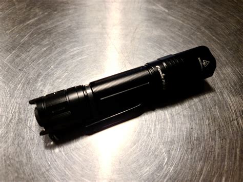 [Review] - Fenix PD32 v2.0 with new soft switch - 1200lm, 395m - by ...