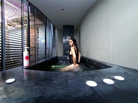 D VR Clip Asian Teen Showers By Reality Pussy XHamster