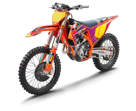 KTM UNVEILS 2021 KTM 250 SX-F TROY LEE DESIGNS MOTOCROSS MACHINE - KTM PRESS CENTER