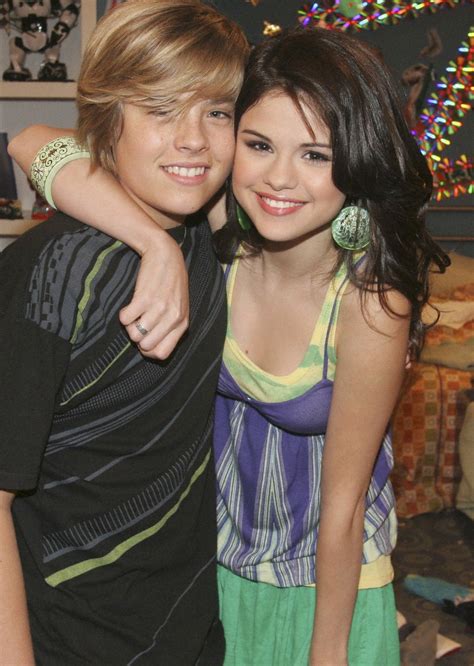 Dylan Sprouse And Selena Gomez Dylan Sprouse Cole Sprouse Zack Y Cody Same Old Love Alex Russo