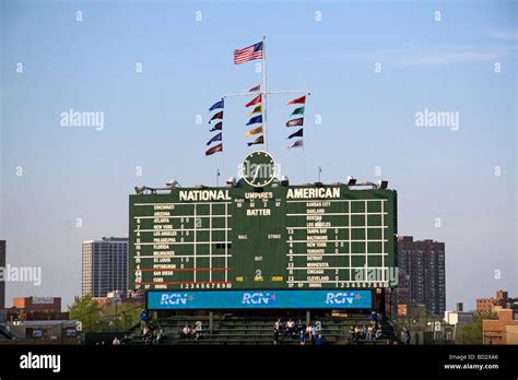 Scoreboard at Wrigley Field in Chicago Illinois USA Stock Photo - Alamy