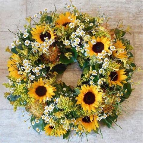 Sunflower Wreath – The Ivy Florist