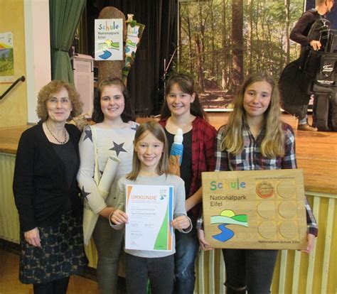 St Angela Realschule Als Nationalpark Schule Eifel Ausgezeichnet