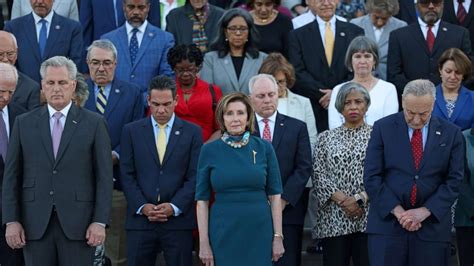 Members of Congress hold moment of silence for Americans who died of ...