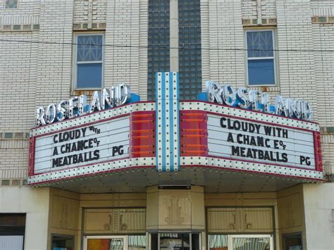 Pana Il Roseland Theater Marquee The Roseland Theater Ope Flickr