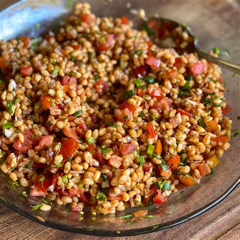 Ensalada De Trigo Pelado Y Tomate Ensalada Kisir