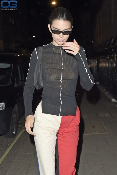 Kendall Jenner Nude Pictures Photos Playboy Naked Topless Fappening