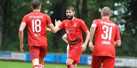 Ahauser Holen Furiosen Sieg Beim Tus Wiescherh Fen Fu Ball