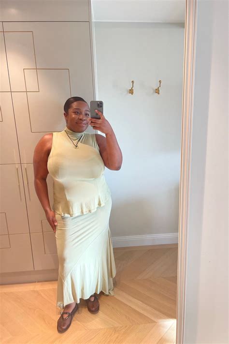 Naked Shoes Have Just Become A New Trend And It Might Be The Time For