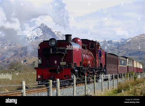 Welsh Highland Railway High Resolution Stock Photography And Images Alamy