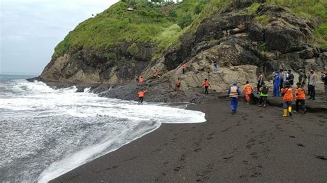 Fakta Ritual Di Pantai Payangan Yang Tewaskan Korban News