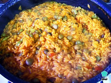 Arroz Con Gandules Puertorriqueño