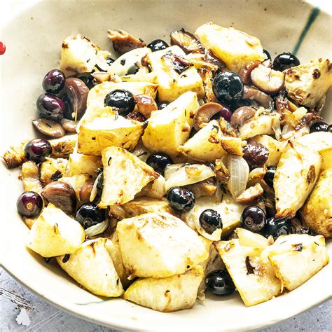 Warm celeriac salad with chestnuts and blueberries - Cook Veggielicious