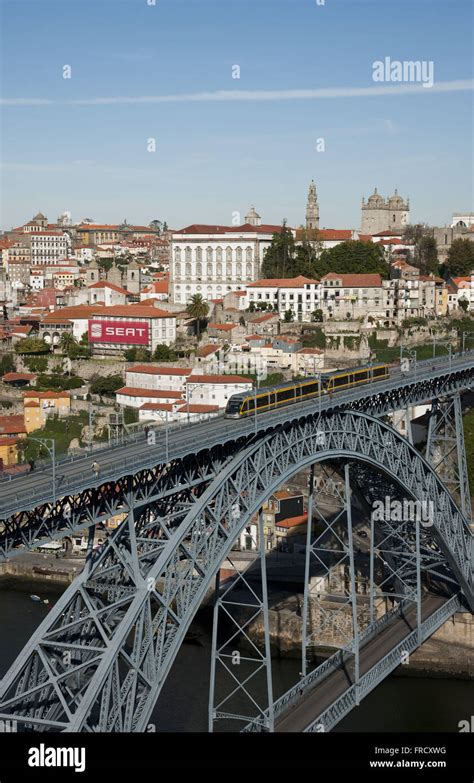 Metalica Dom Luis Bridge Over The River Douro In Oporto With Makeup