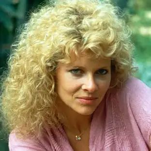 Kate Capshaw - Age, Net Worth, Family & Career Highlights - Mabumbe