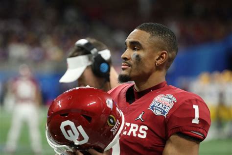 Jalen Hurts College Stats: Overcoming Adversity From Losing Starting ...