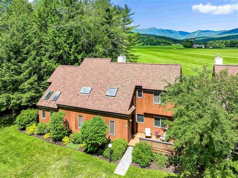 210 Field Road Stowe, VT | Pall Spera Company Realtors